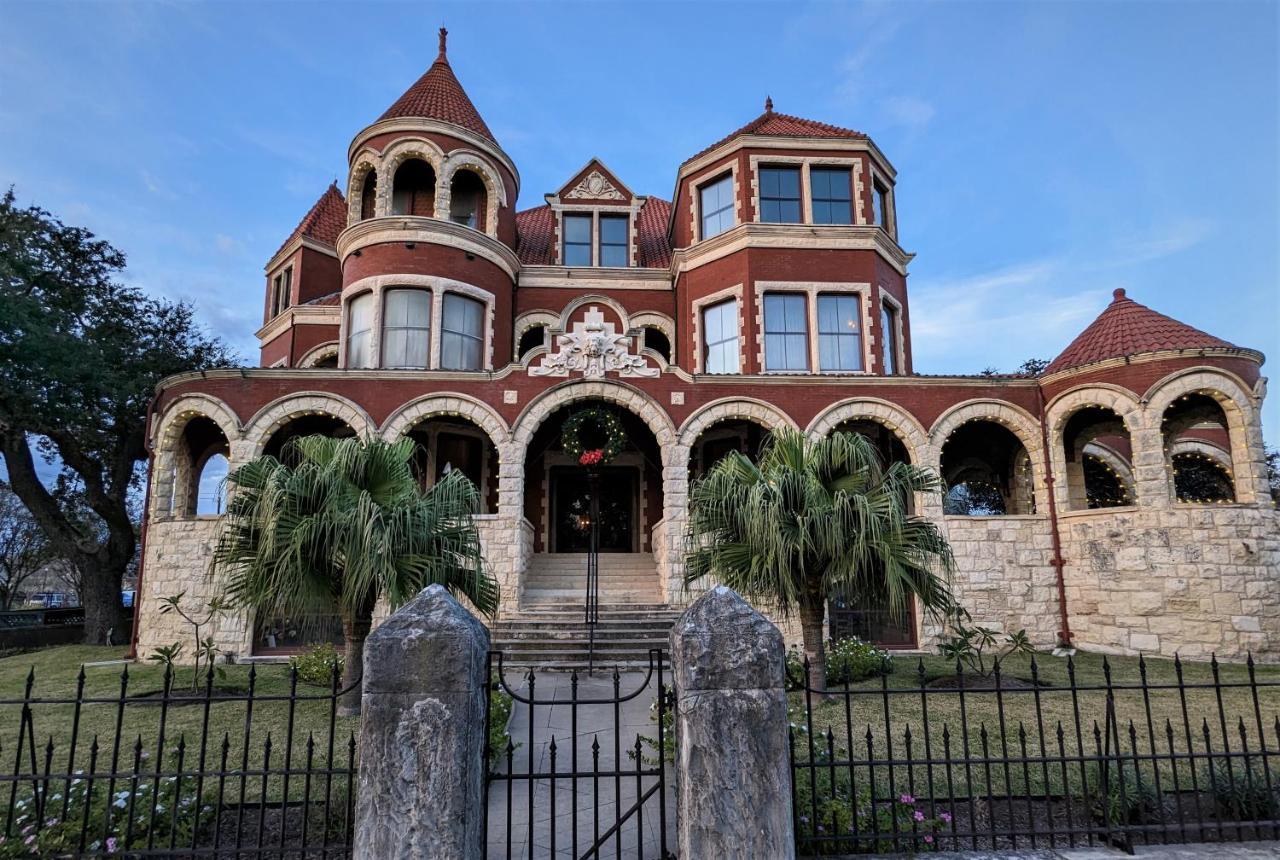 The 1890 Freeman House